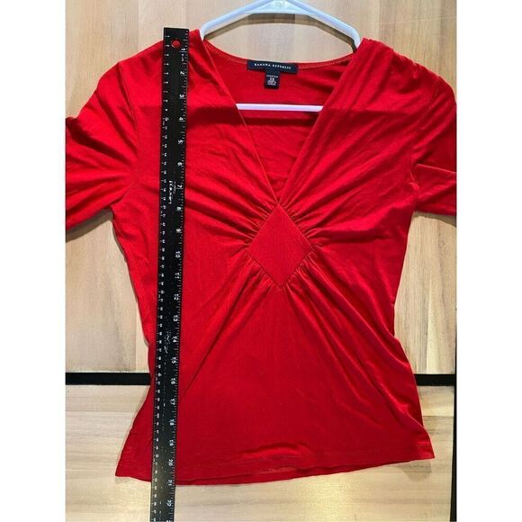 Banana Republic Long Sleeve‎ V-Neck Top - Picture 5 of 6